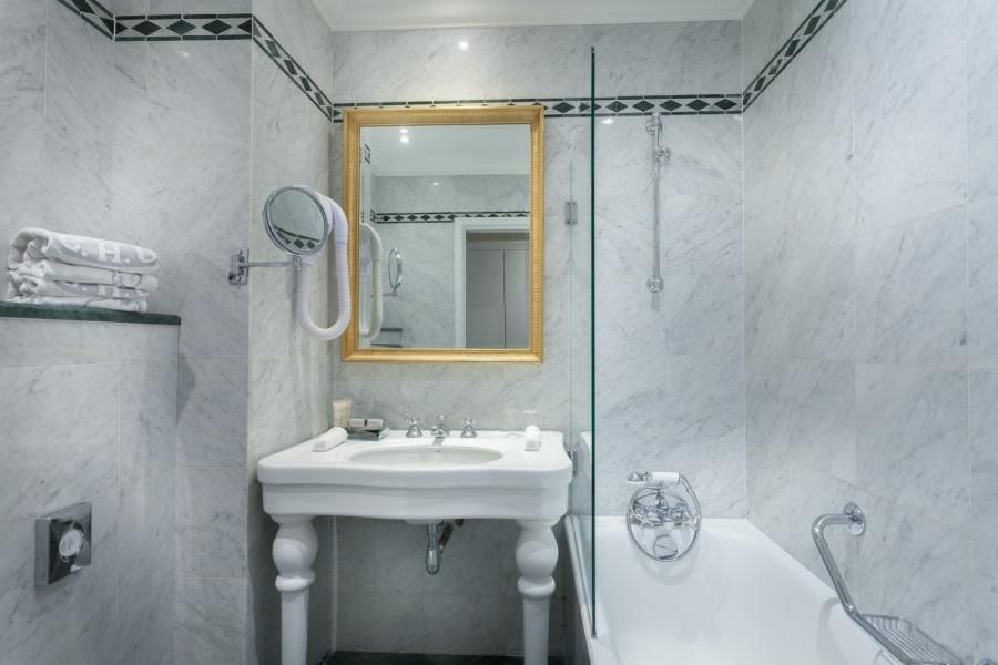 Grand Hôtel de l'Univers -  Habitación Estándar Twin